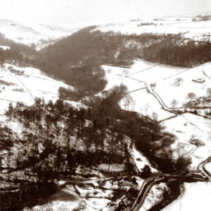 Looking down on Midgehole and Crimsworth Dean