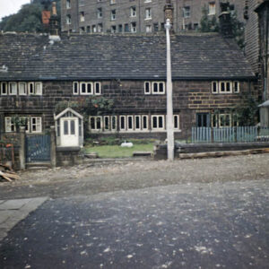 Cottages on Foster Lane