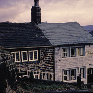 Doghouse lane